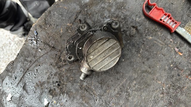 Насос вакуумный