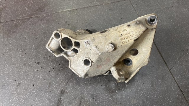 Кронштейн подушки (опоры) двигателя правой — фото 2