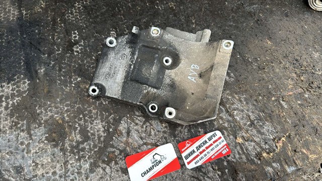 Кронштейн компрессора кондиционера — фото 3