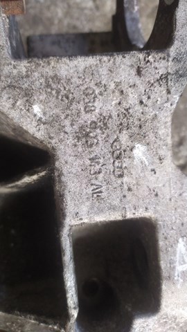 Кронштейн двигуна — фото 5