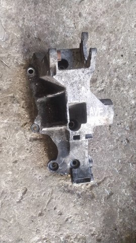 Кронштейн двигуна — фото 4