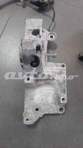 кронштейн генератора