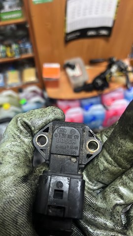 Датчик давления наддува