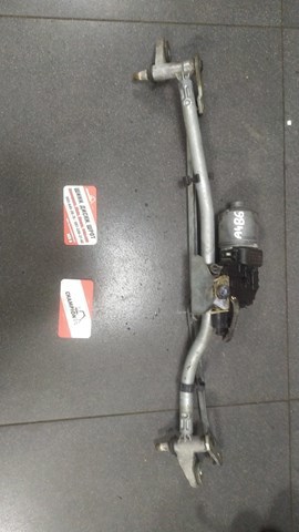 Мотор стеклоочистителя лобового стекла