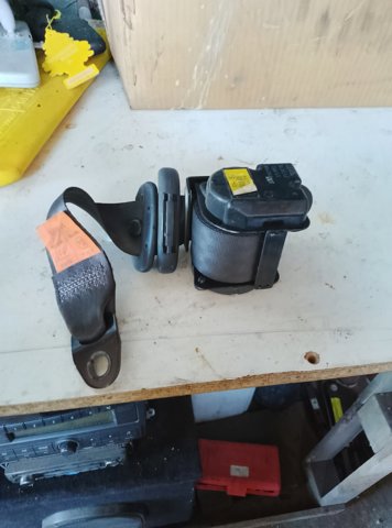 Ремінь безпеки — фото 5