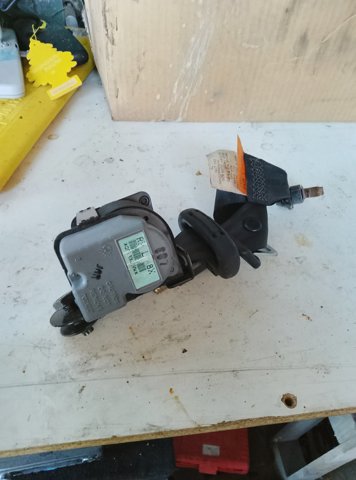 Ремінь безпеки — фото 11