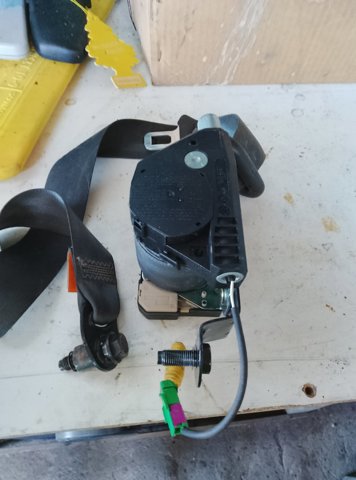 Ремінь безпеки — фото 3