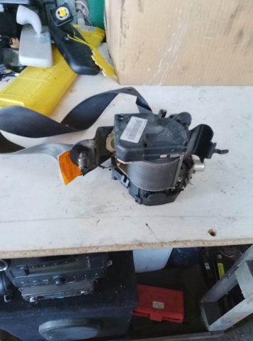 Ремінь безпеки — фото 10