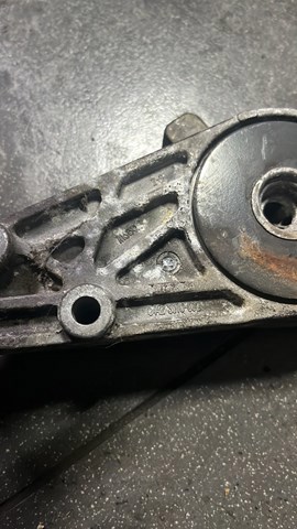 Натяжитель ремня — фото 3