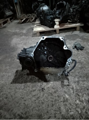 КПП 2.0 в сборе (механическая коробка передач) — фото 2