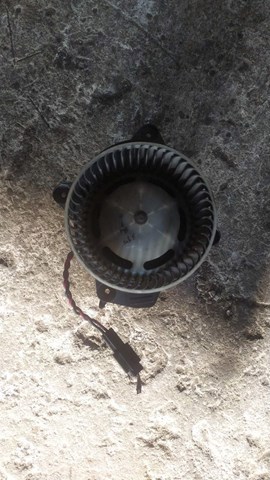 Мотор вентилятора передніх дверей