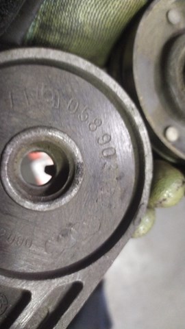 Натягувач приводного ременя — фото 2