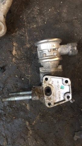 Клапан подачи вторичного воздуха — фото 2