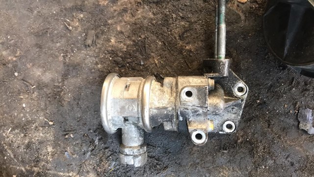 Клапан подачи вторичного воздуха — фото 2