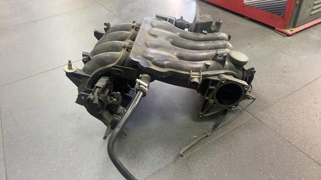 колектор впускний — фото 3