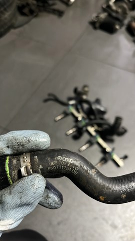 Патрубок вентиляции картера (маслоотделителя) — фото 2