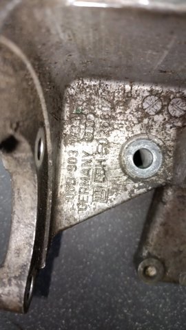 Кронштейн генератора — фото 2