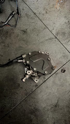 Тандемный топливный насос правый — фото 2