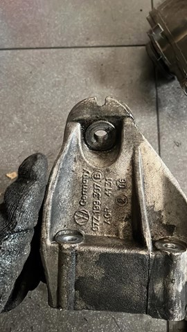 Кронштейн двигателя лев 5.0 tdi vw touareg — фото 3