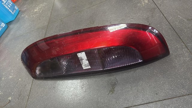 Фонарь задний правый — фото 2