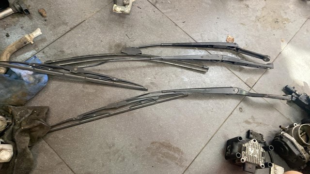 Щеткодержатель левый vectra 2003