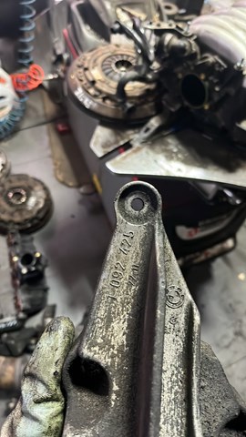 Кронштейн двигателя — фото 4