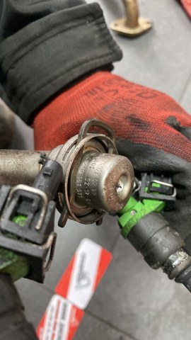 Регулятор давления топлива в топливной рейке — фото 6