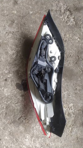 Фонарь задний левый — фото 2