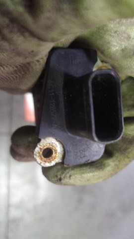 Датчик потоку (витрати) повітря, витратомір MAF - (Mass Airflow) — фото 4