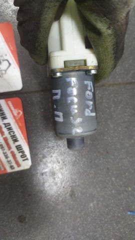 Двигун склопідіймача двері передньої, правої — фото 2