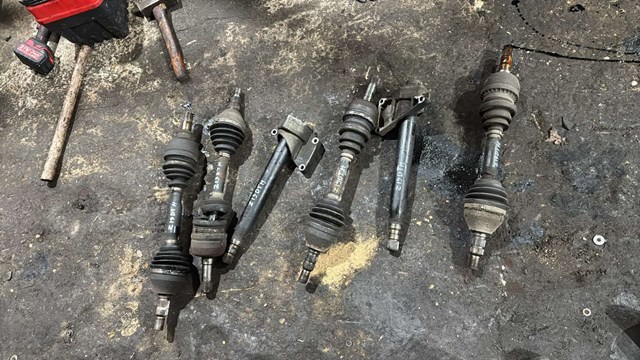 Полуось (привод) передняя левая — фото 2