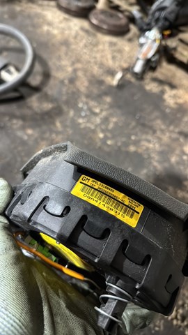 Подушка безопасности (AIRBAG) водительская — фото 3