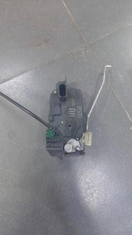 Замок передней левой двери