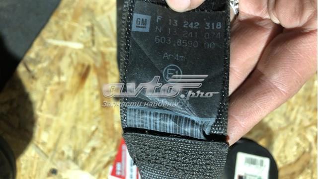 ремень безопасности на opel — фото 4