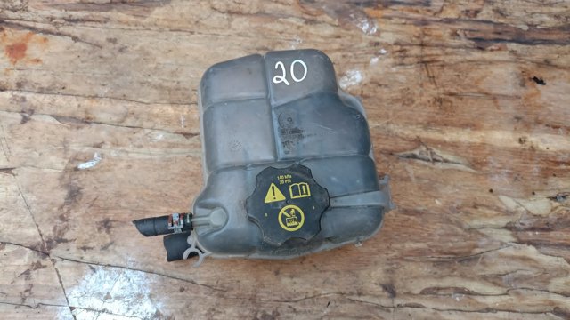 Бачок системи охолодження, розширювальний — фото 5