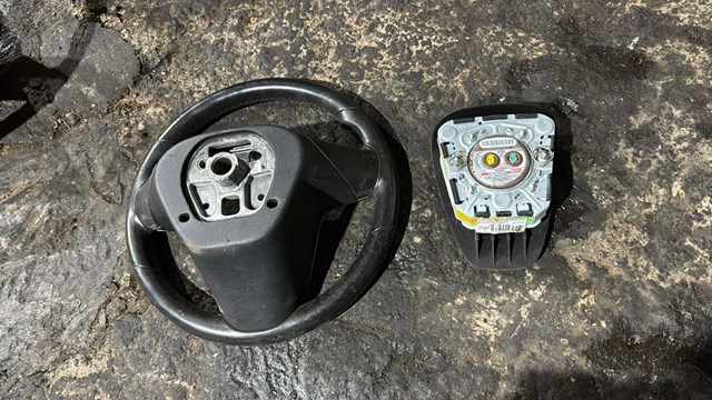 Подушка безопасности (AIRBAG) водительская — фото 2