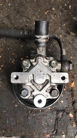 Насос гидроусилителя руля (ГУР)