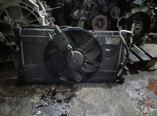 Дифузор радіатора охолодження, в зборі з двигуном і крильчаткою — фото 3