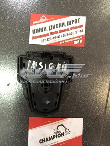 панель управления аудиосистемой Opel Insignia — фото 2