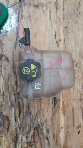 Бачок системи охолодження, розширювальний — фото 8