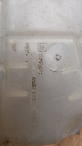 Бачок системи охолодження, розширювальний — фото 12