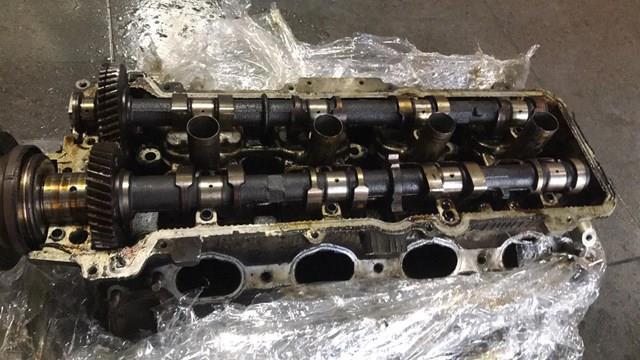 Распредвал двигателя впускной правый