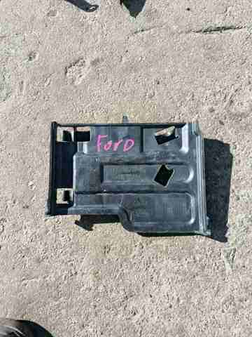 Кришка акумулятора — фото 3