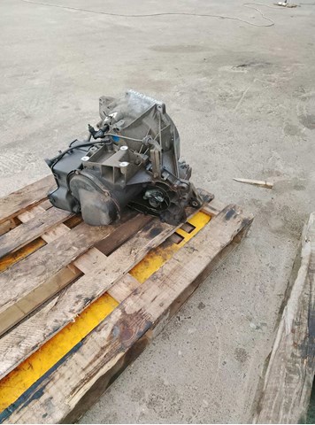 КПП в зборі(механічна коробка передач) — фото 3