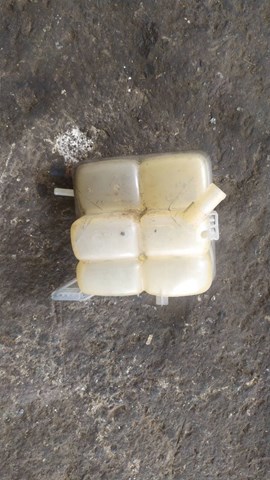 Бачок системи охолодження, розширювальний — фото 2