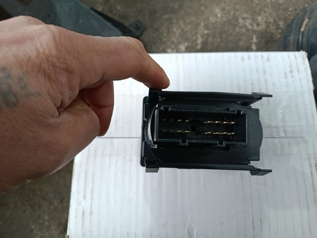 Перемикач світла фар, на торпеді — фото 4