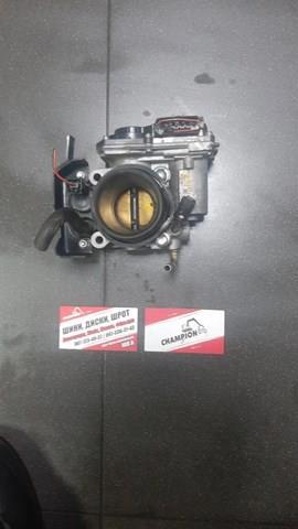 Дроссельная заслонка в сборе