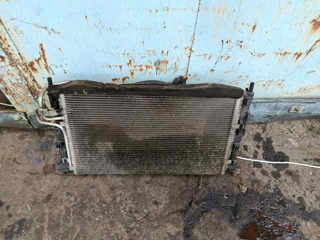 Радіатор охолодження двигуна — фото 6