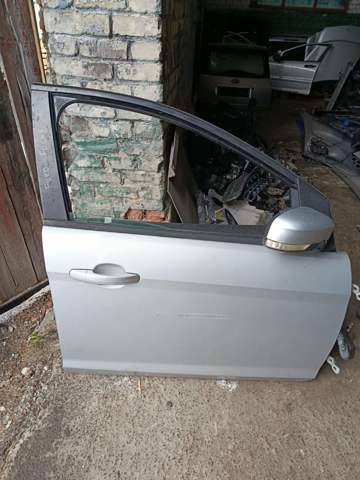 Дзеркало заднього виду, праве