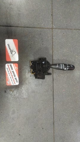 Переключатель подрулевой правый